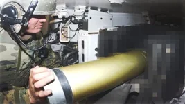 Француз засунул в задницу снаряд времён Первой мировой.webp